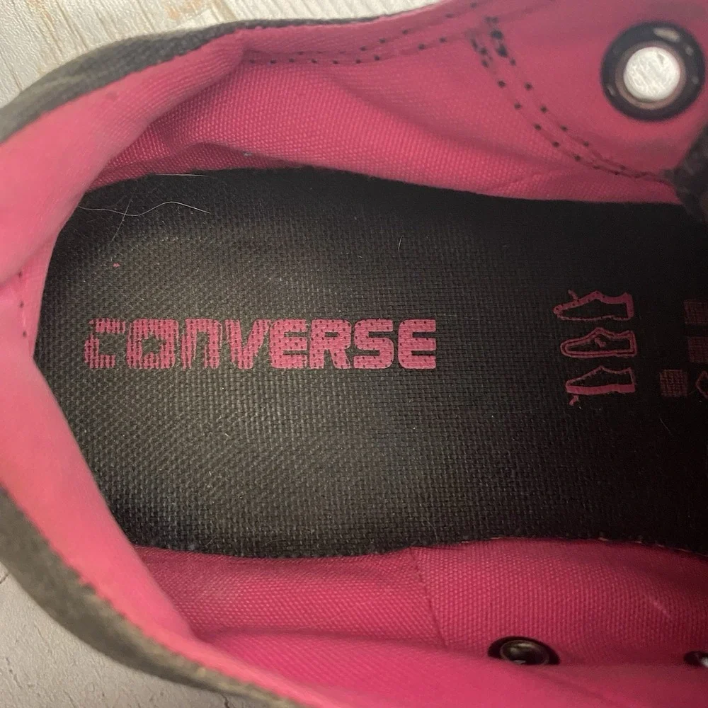Converse Shoes Womens 7 Multi Chuck Taylor All Star Canvas Sneakers Casual Nice